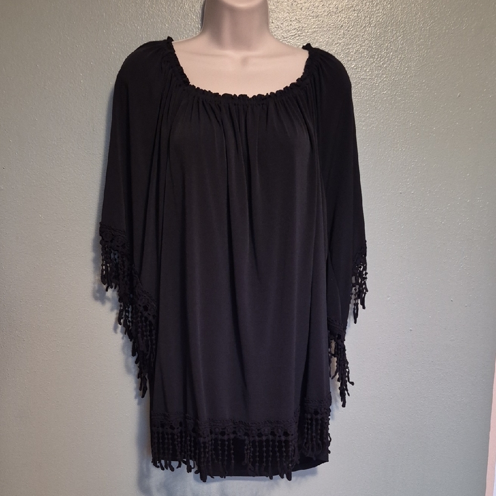 Avenue Black Women's Top with Fringe Detail 18/20 Boho